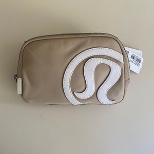 New With Tags LULULEMON Everywhere Belt Bag - unreleased color online‼️